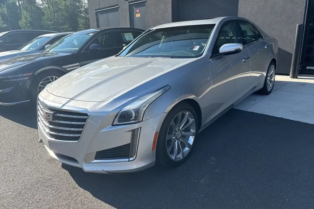 2018 Cadillac CTS Sedan Luxury photo 1