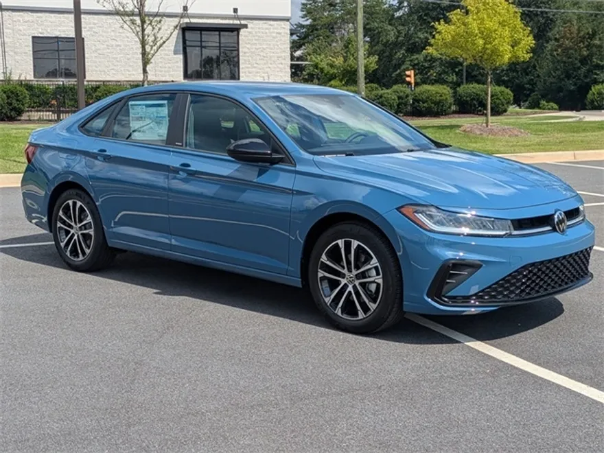 2025 Volkswagen Jetta 1.5T Sport photo 1