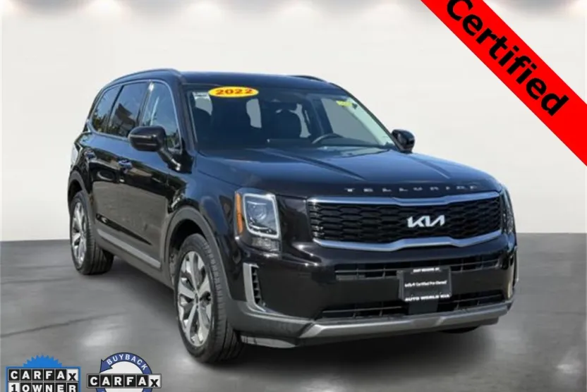 2022 Kia Telluride S photo 1