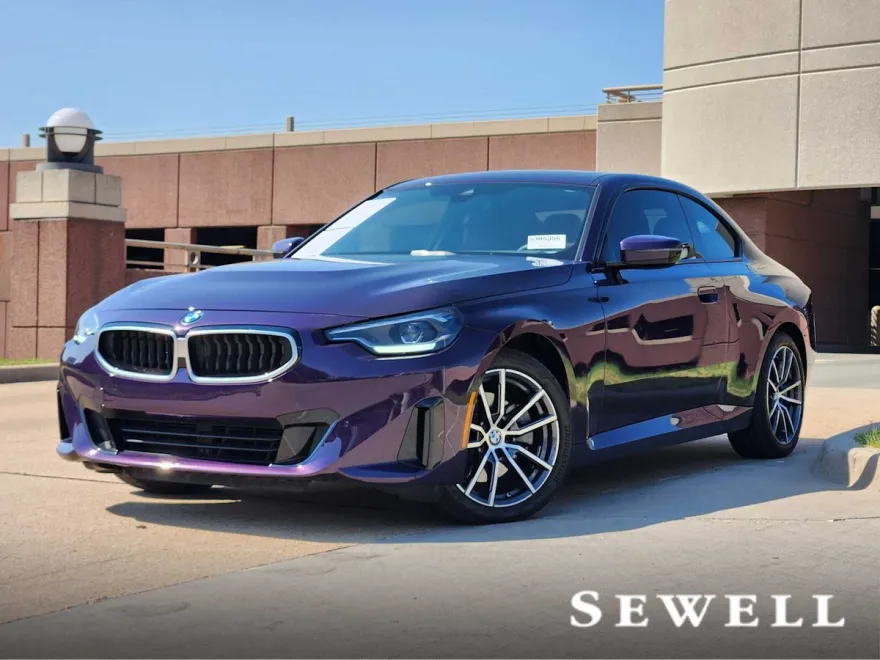 2025 Bmw 230i photo 1