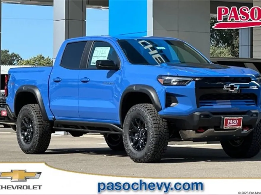 2025 Chevrolet Colorado ZR2 photo 1