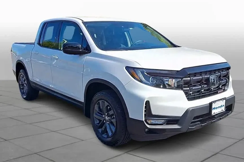 2025 Honda Ridgeline Sport photo 1