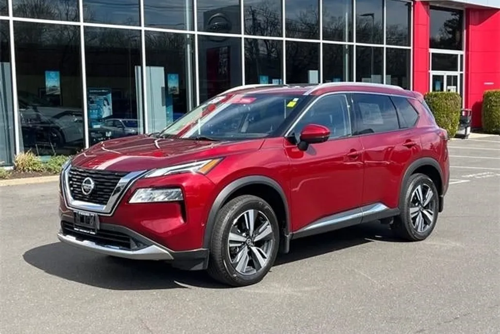 2021 Nissan Rogue Platinum photo 1