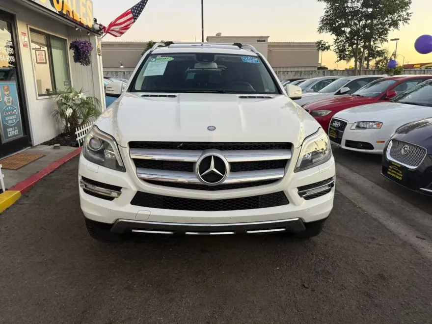 2013 Mercedes Benz GL 450 photo 1