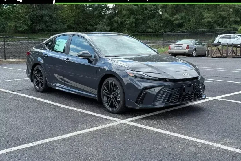 2025 Toyota Camry XSE photo 1