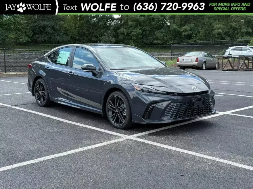 2025 Toyota Camry XSE photo 1