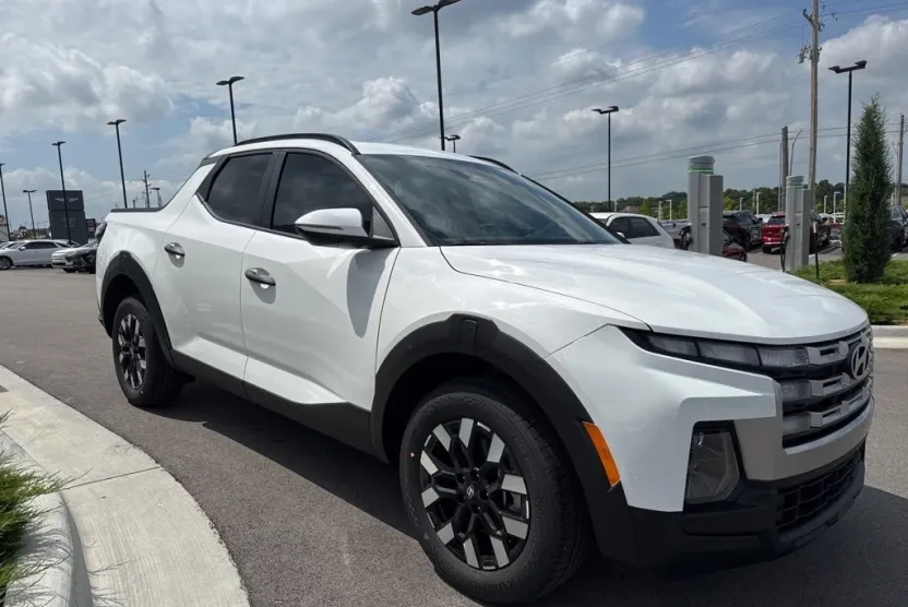 2026 Hyundai Santa Cruz SEL Activity photo 1
