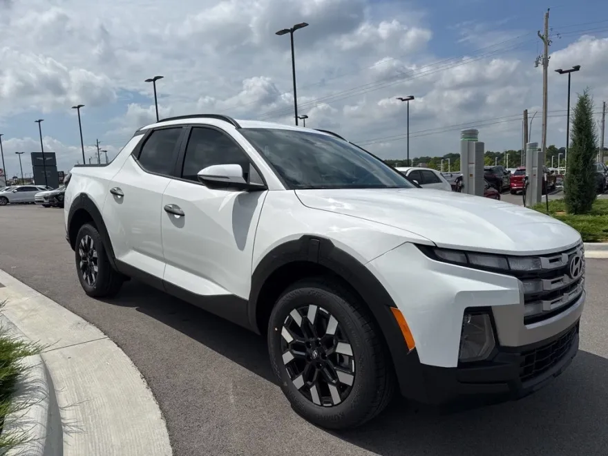 2026 Hyundai Santa Cruz SEL Activity photo 1