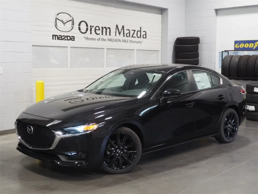 2025 Mazda Mazda3 2.5 Select Sport photo 1