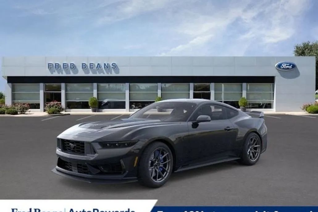 2025 Ford Mustang Dark Horse Deluxe photo 1