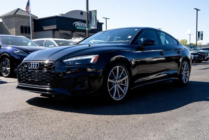 2025 Audi A5 45 S line Premium photo 1