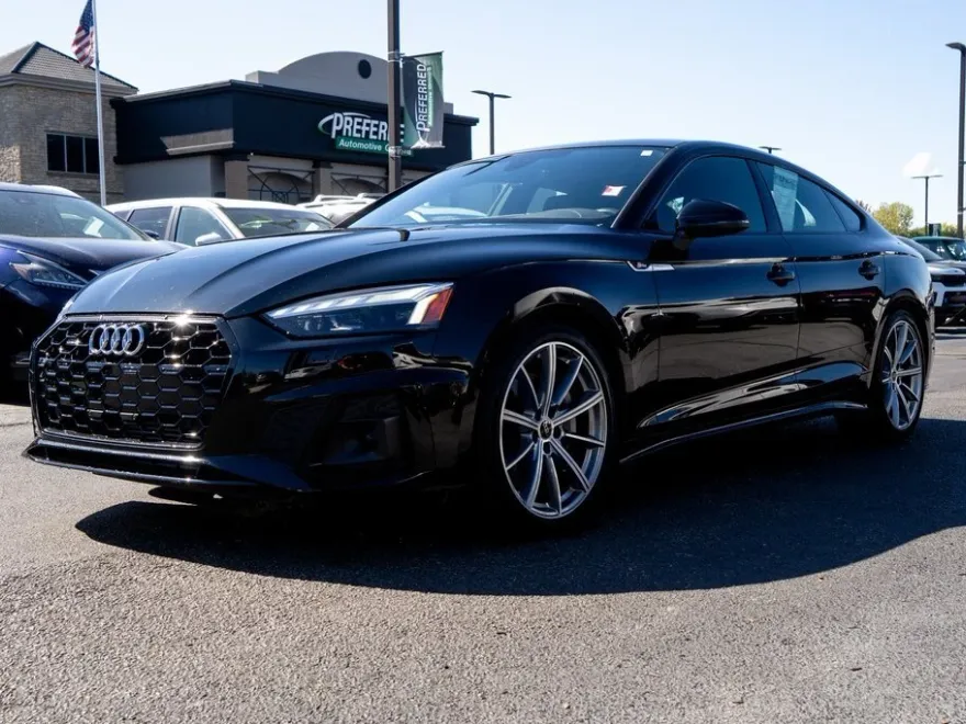 2025 Audi A5 45 S line Premium photo 1