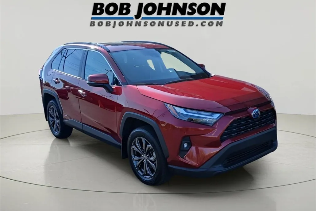 2024 Toyota RAV4 Hybrid XLE Premium photo 1