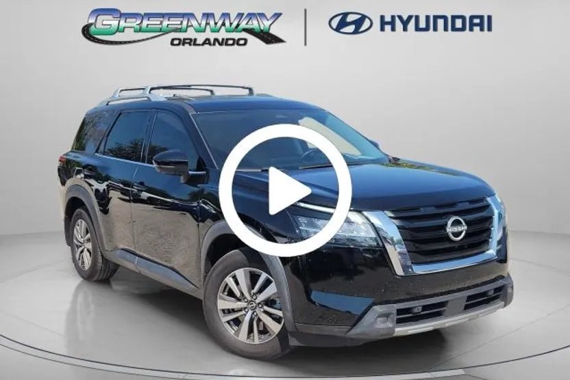 2022 Nissan Pathfinder SL photo 1