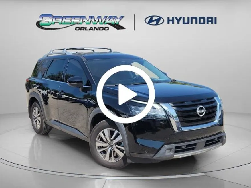 2022 Nissan Pathfinder SL photo 1