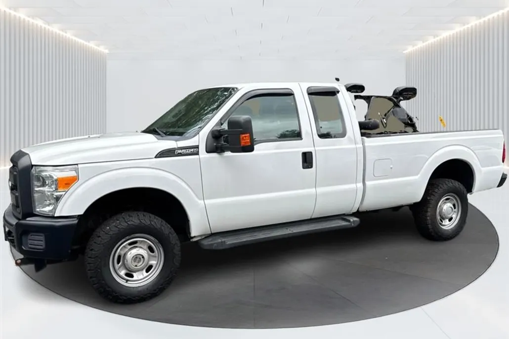 2016 Ford F-250 XLT photo 1
