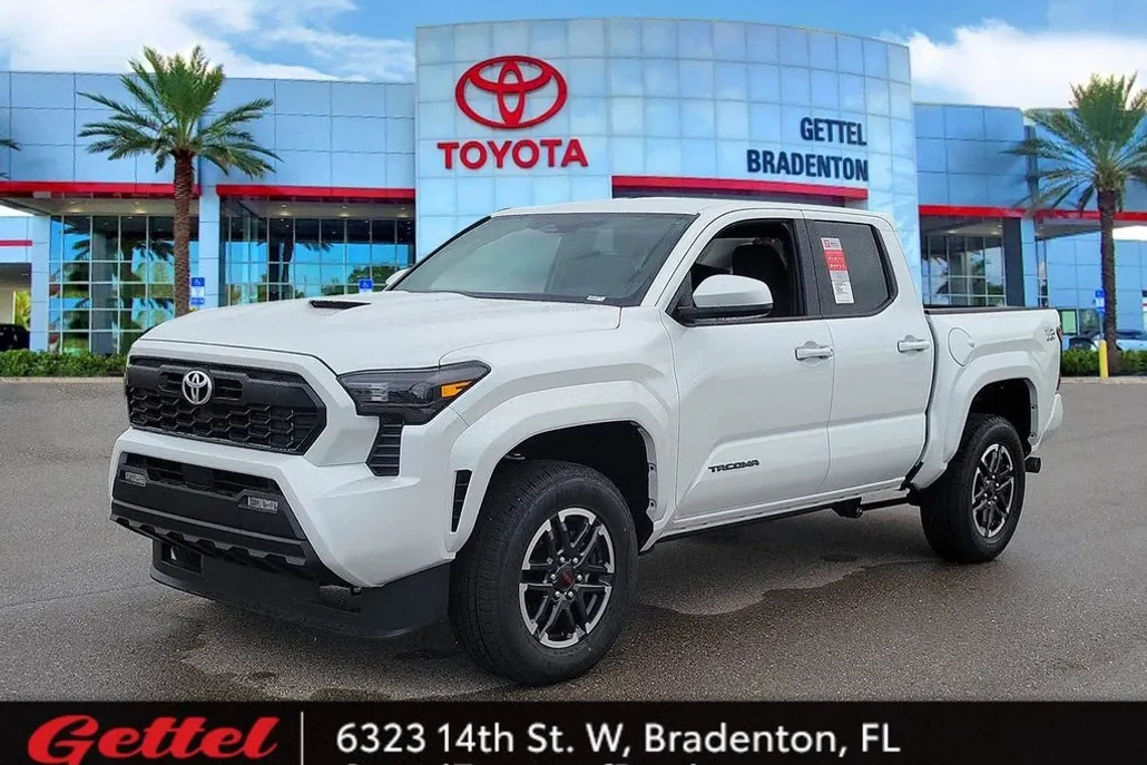 2025 Toyota Tacoma TRD Sport Double Cab photo 1