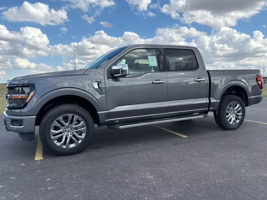 2024 Ford F-150 XLT photo 1