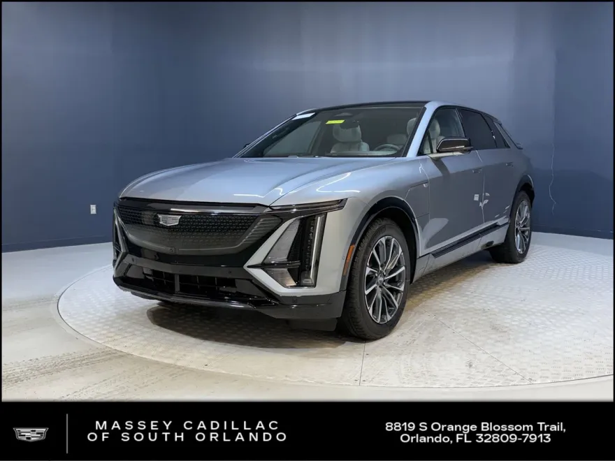 2025 Cadillac Lyriq Sport photo 1