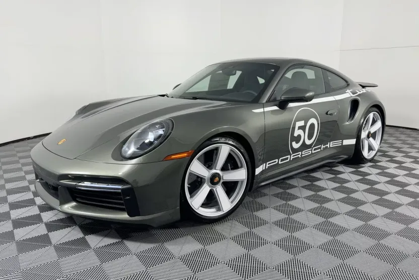 2025 Porsche 911 Turbo photo 1