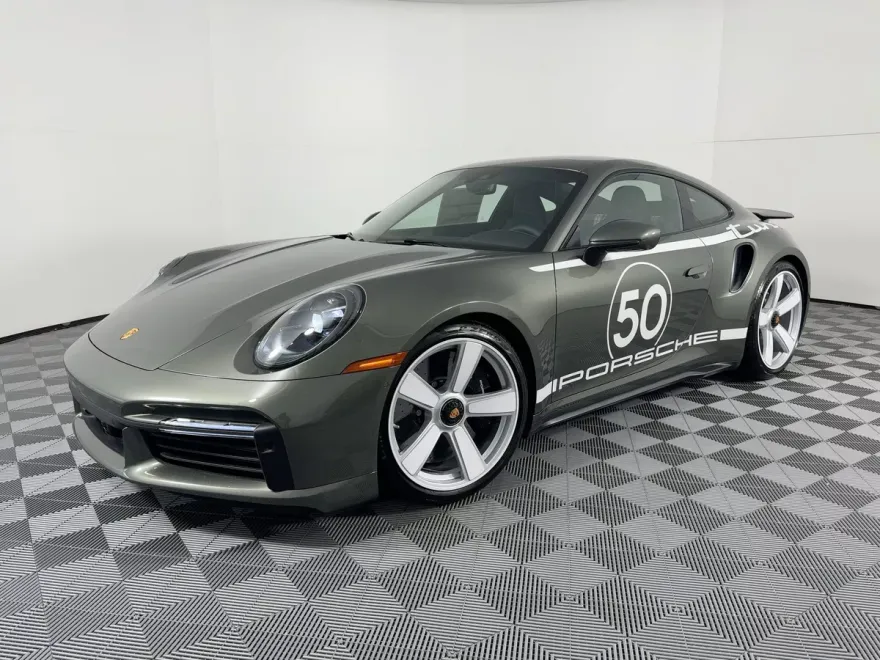 2025 Porsche 911 Turbo photo 1
