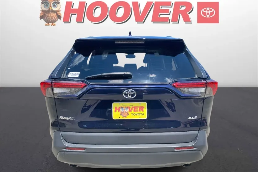 2024 Toyota RAV4 XLE Premium photo 1