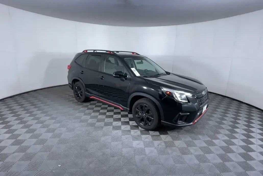 2022 Subaru Forester Sport photo 1