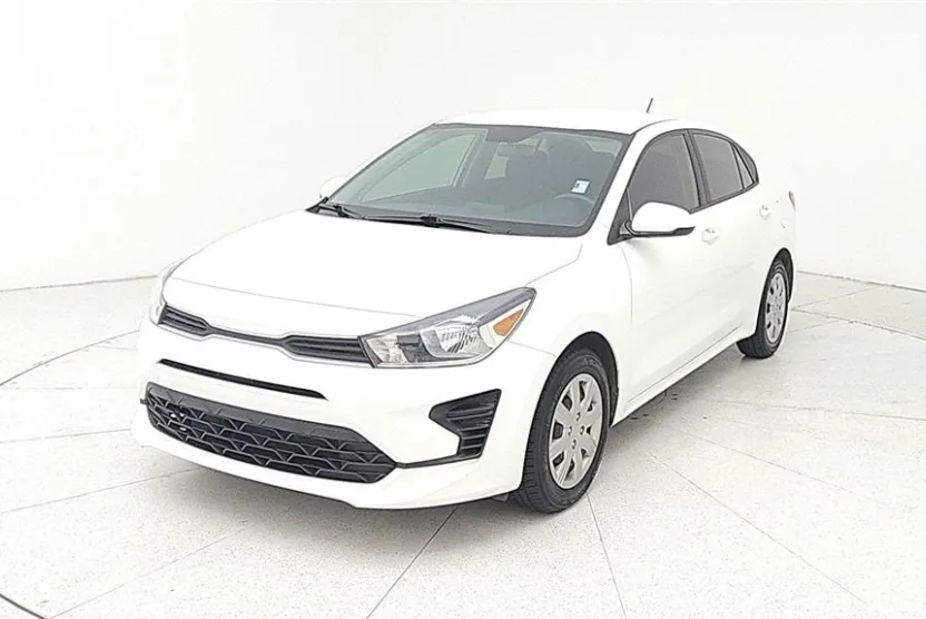 2022 Kia Rio LX photo 1