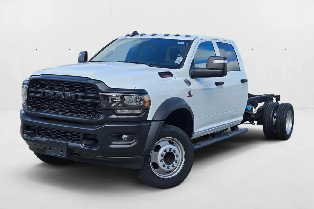 2024 Ram 5500 Tradesman photo 1