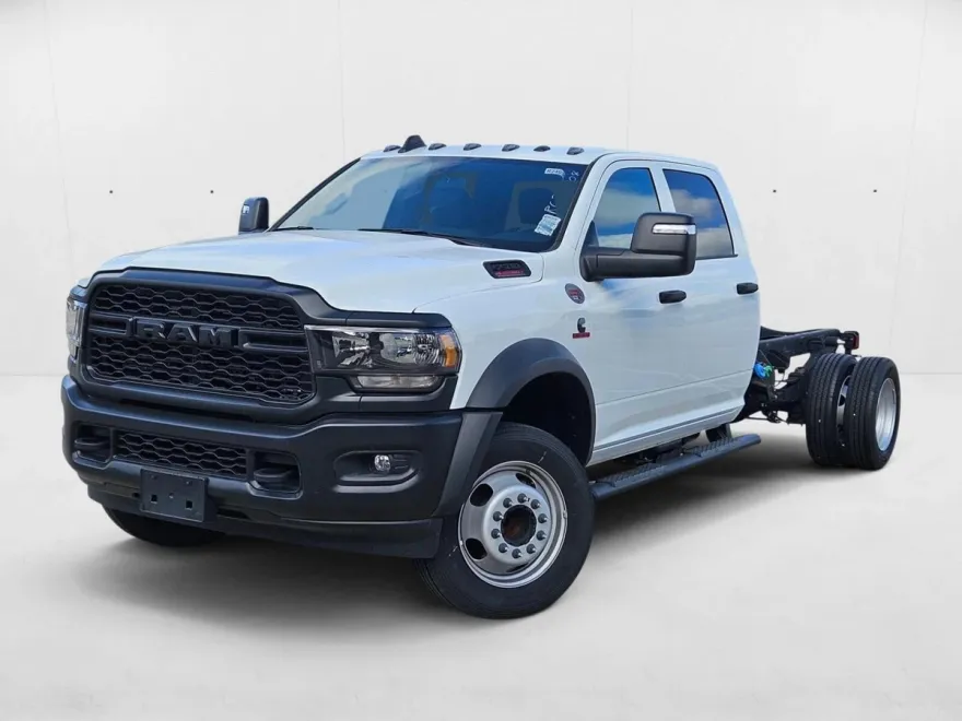 2024 Ram 5500 Tradesman photo 1