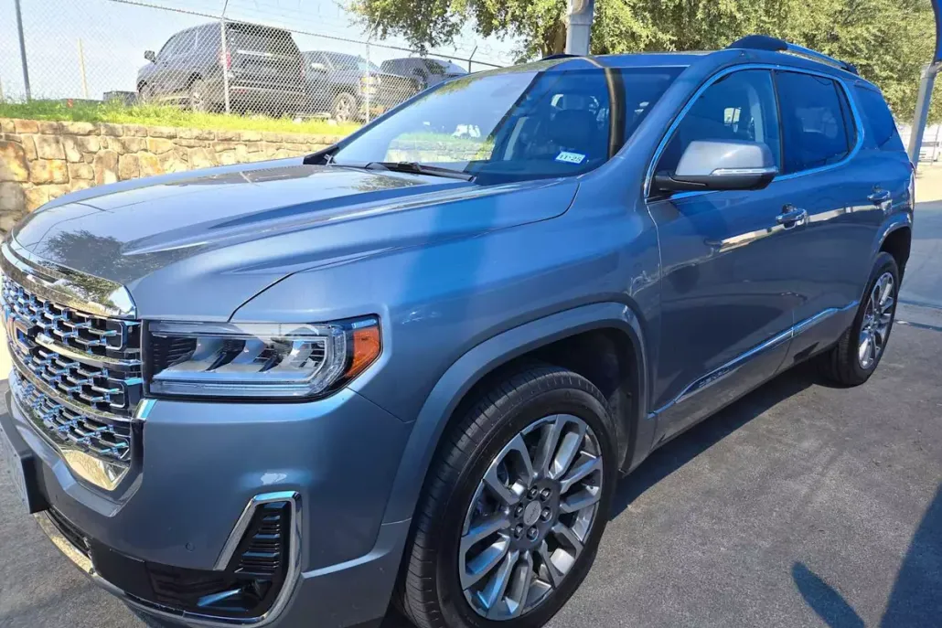 2023 Gmc Acadia Denali photo 1