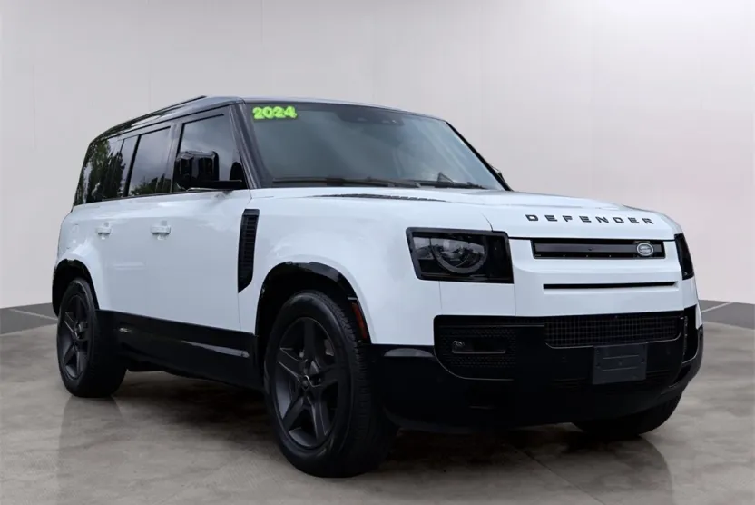 2024 Land Rover Defender 110 X-Dynamic SE photo 1