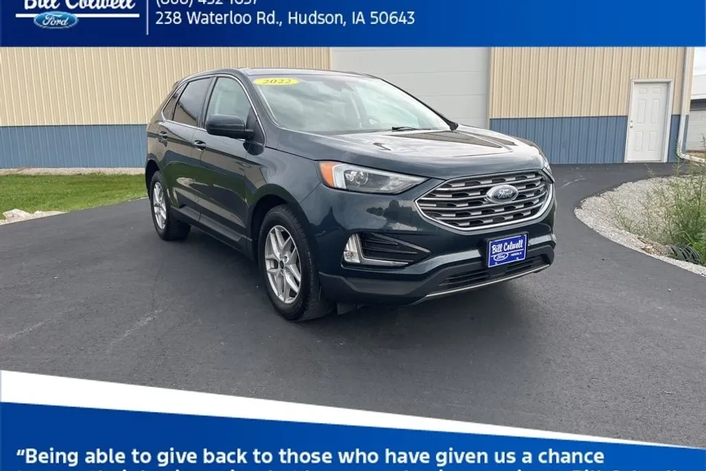 2022 Ford Edge SEL photo 1