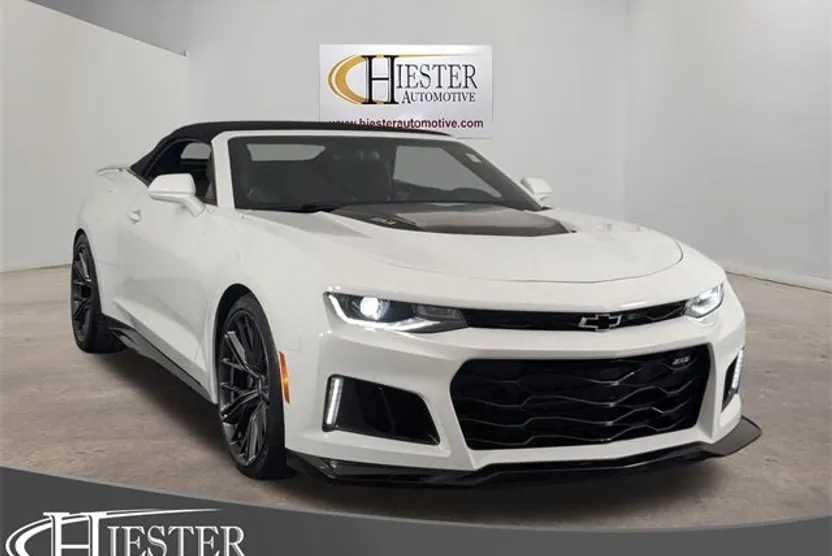2018 Chevrolet Camaro ZL1 photo 1