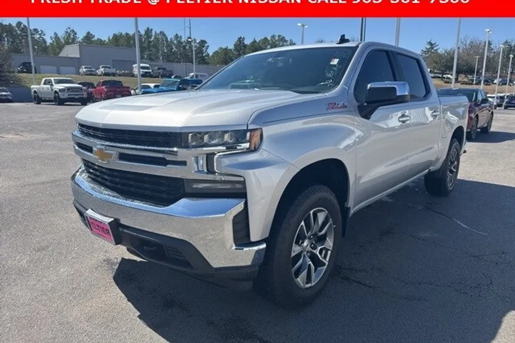2021 Chevrolet Silverado 1500 LT photo 1
