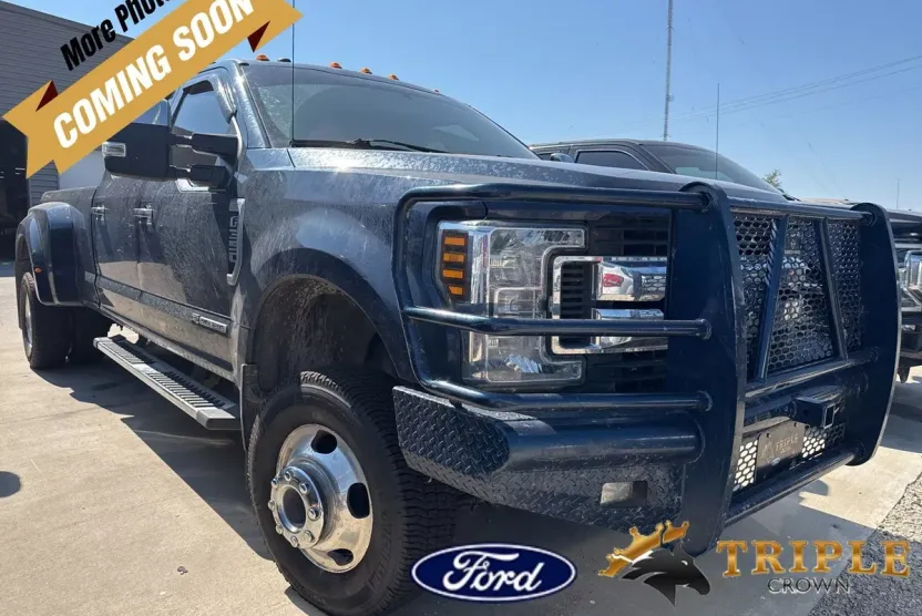2019 Ford F-350 photo 1