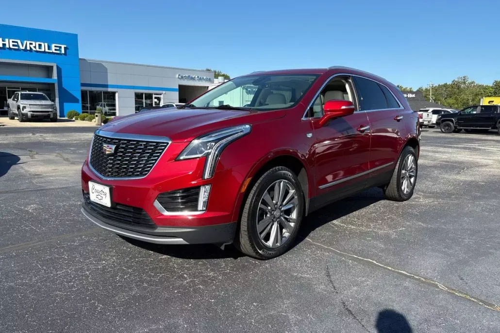 2022 Cadillac XT5 Premium Luxury photo 1