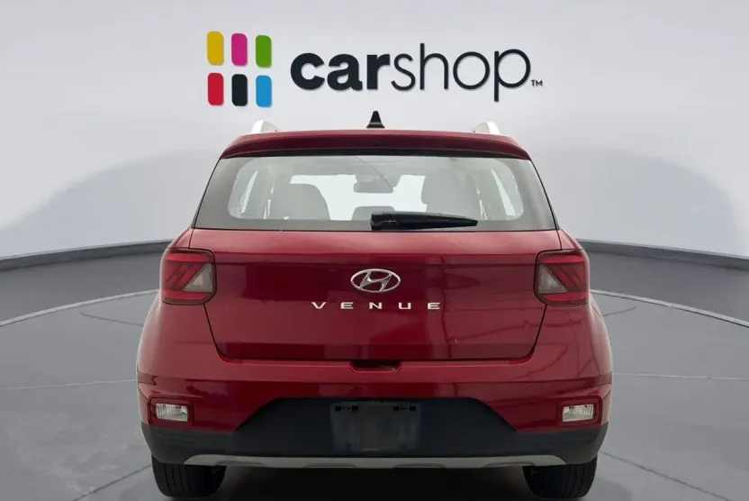 2022 Hyundai Venue SEL Limited photo 1
