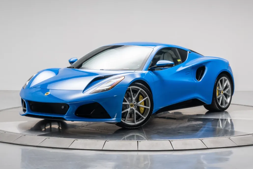 2024 Lotus Emira First Edition photo 1