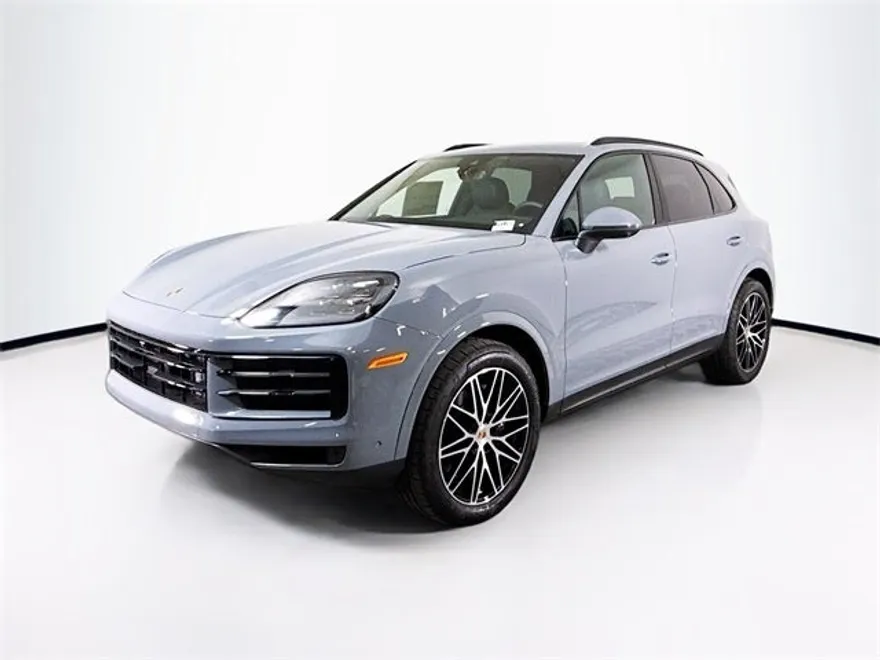 2025 Porsche Cayenne photo 1