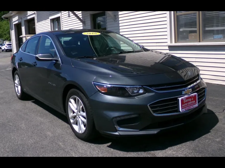 2016 Chevrolet Malibu 1LT photo 1