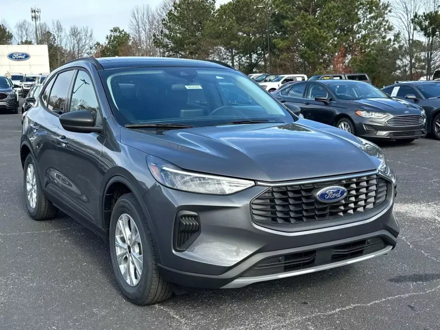 2025 Ford Escape Active photo 1