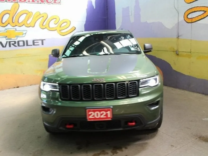 2021 Jeep Grand Cherokee Trailhawk photo 1