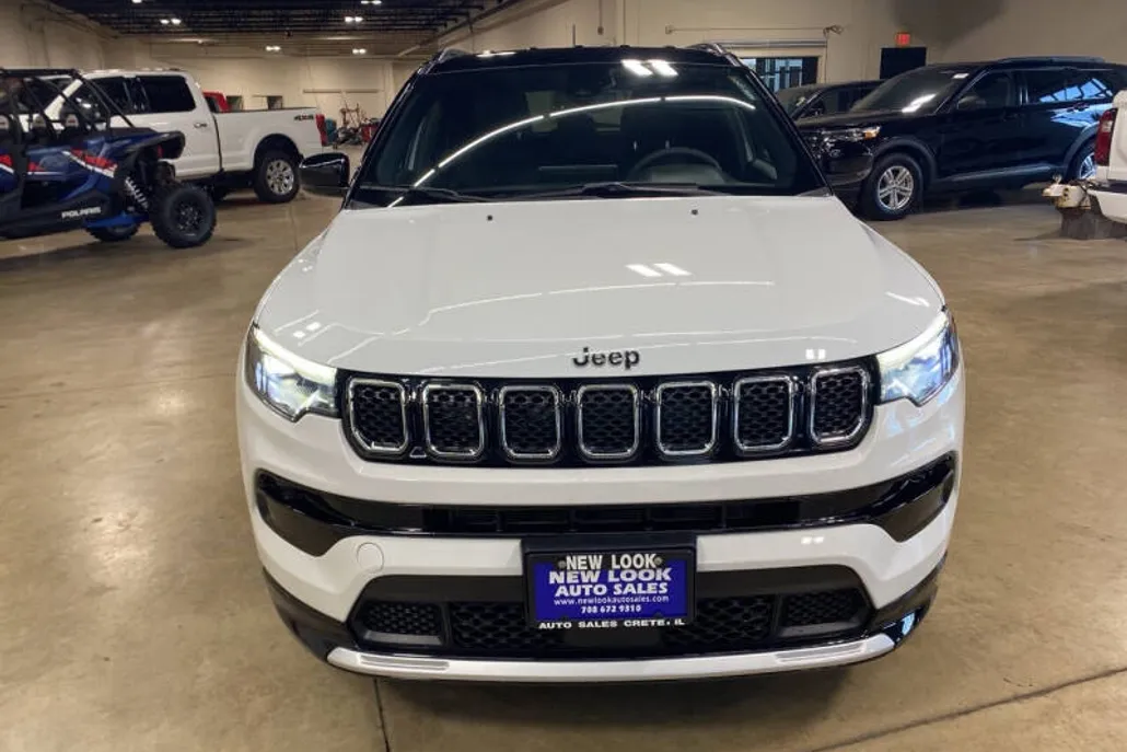 2023 Jeep Compass Limited photo 1