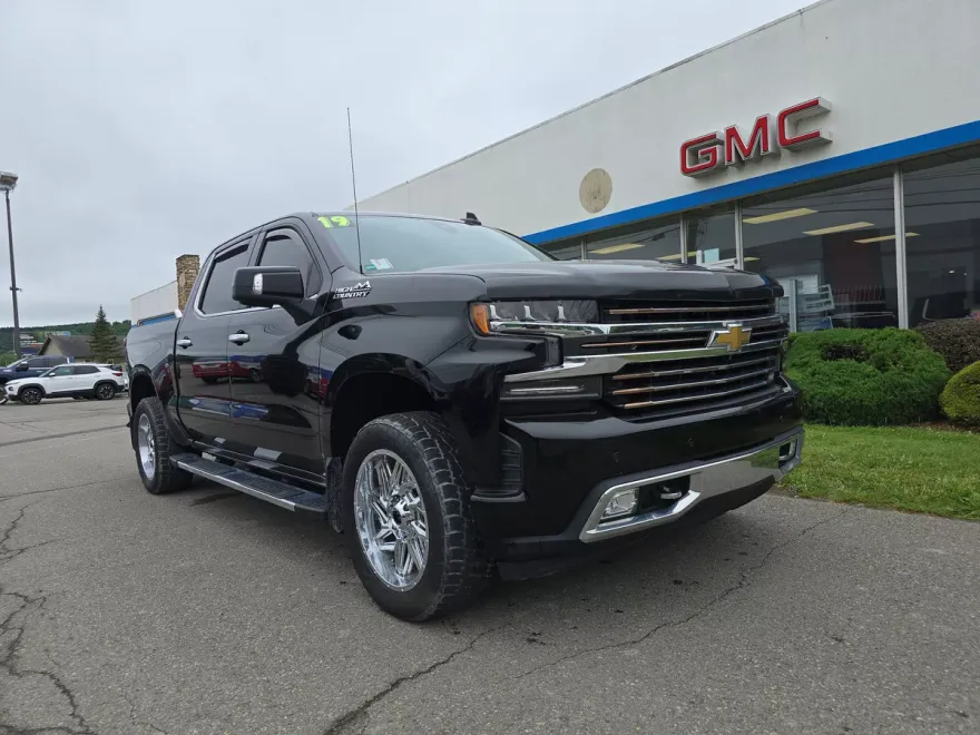 2019 Chevrolet Silverado 1500 High Country photo 1