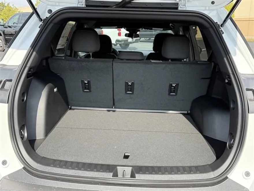 2026 Chevrolet Equinox LT photo 1