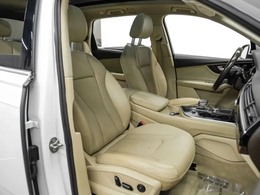 2017 Audi Q7 3.0T Prestige photo 18
