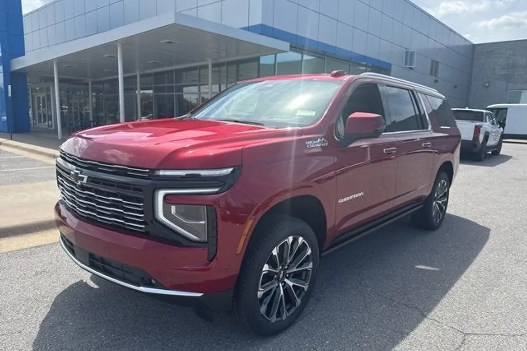 2025 Chevrolet Suburban High Country photo 1