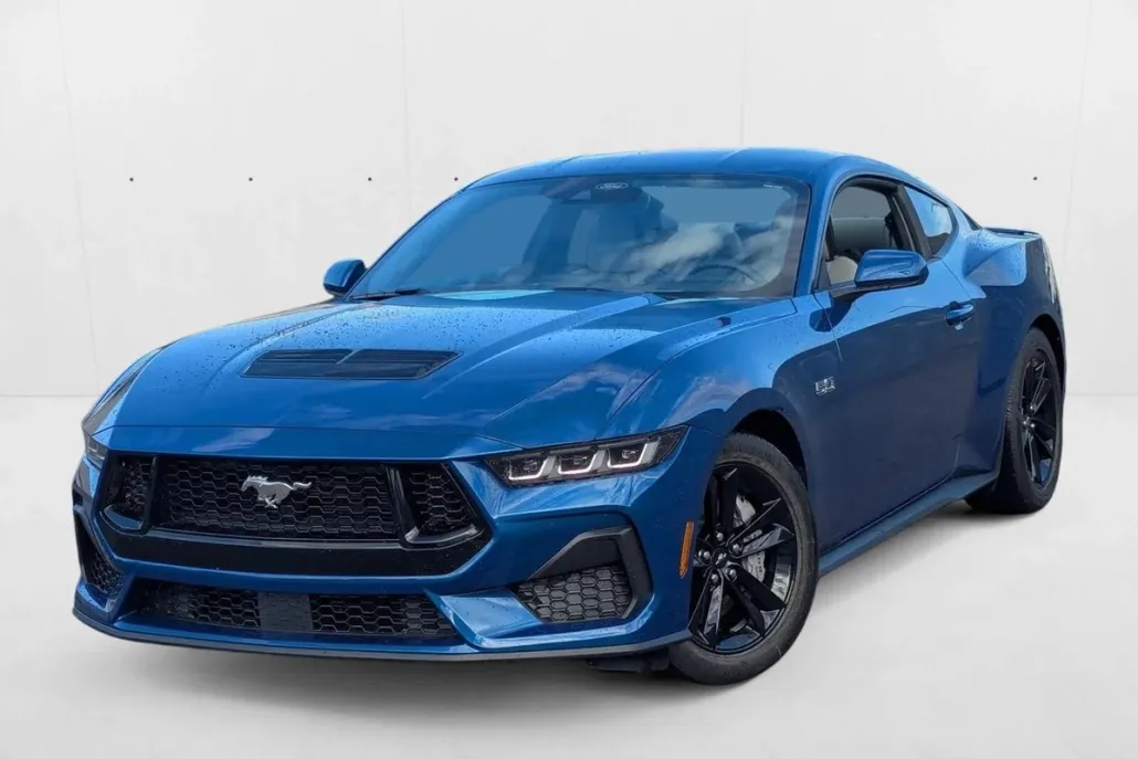 2024 Ford Mustang GT photo 1