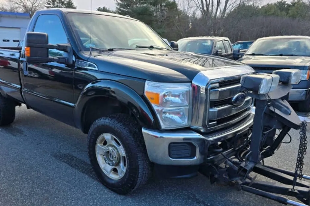 2015 Ford F-350 XLT photo 1